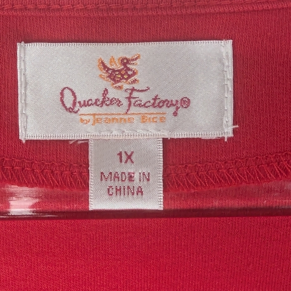 Quacker Factory 1X Rhinestone Studded Grommets Red Blouse - Picture 9 of 11